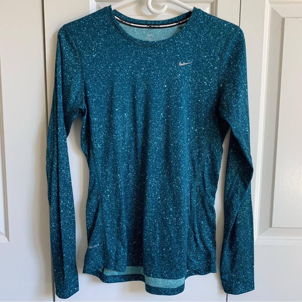 Nike Dri-Fit long sleeve running shirt Size M